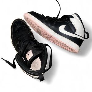 Jordan Kids Black and White Sneakers with Pink Sole